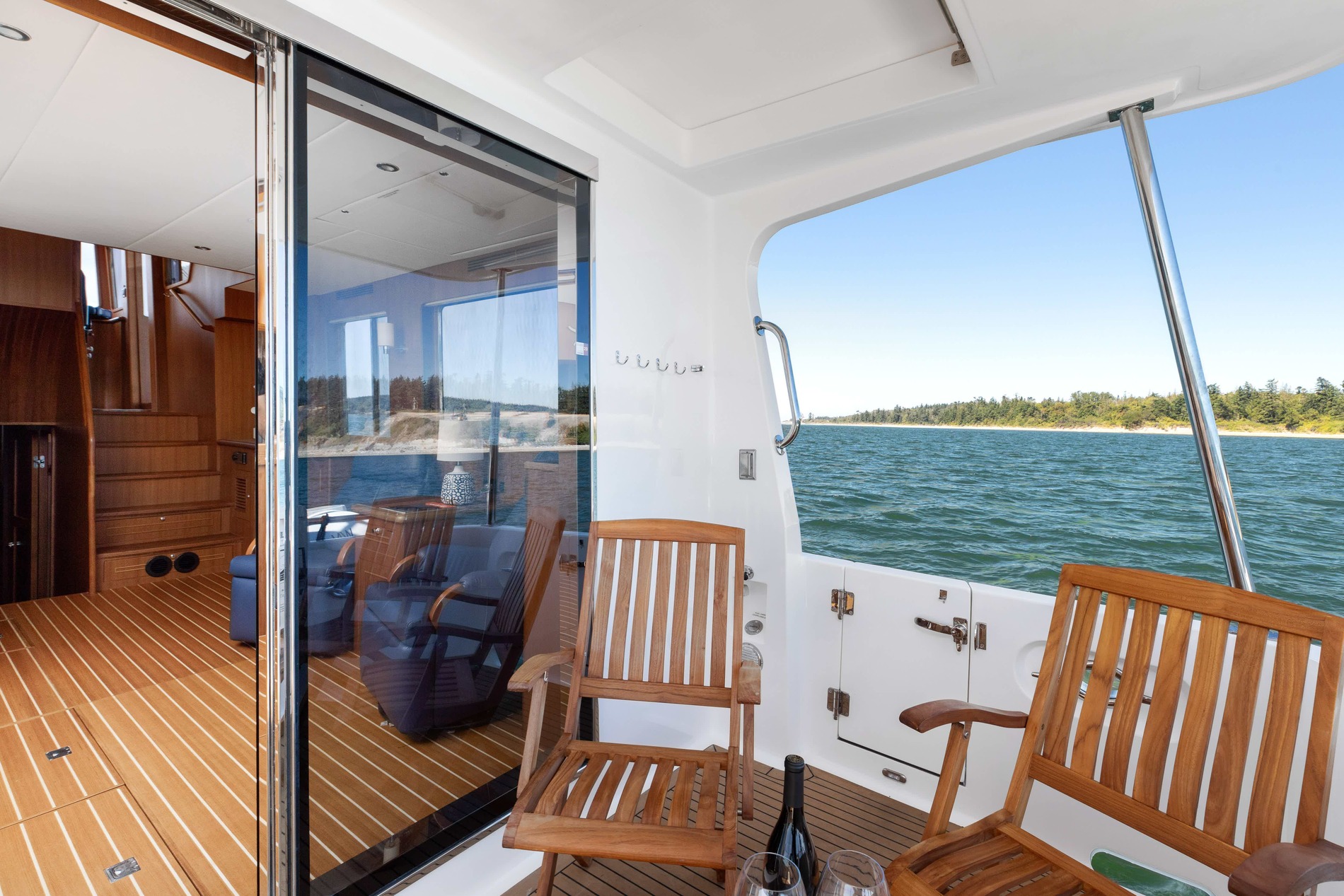 49' Pilothouse Interior | North Pacific Yachts